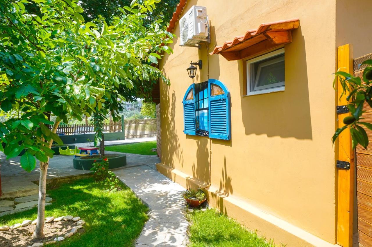 Platanes Apartments Skála Marión Extérieur photo