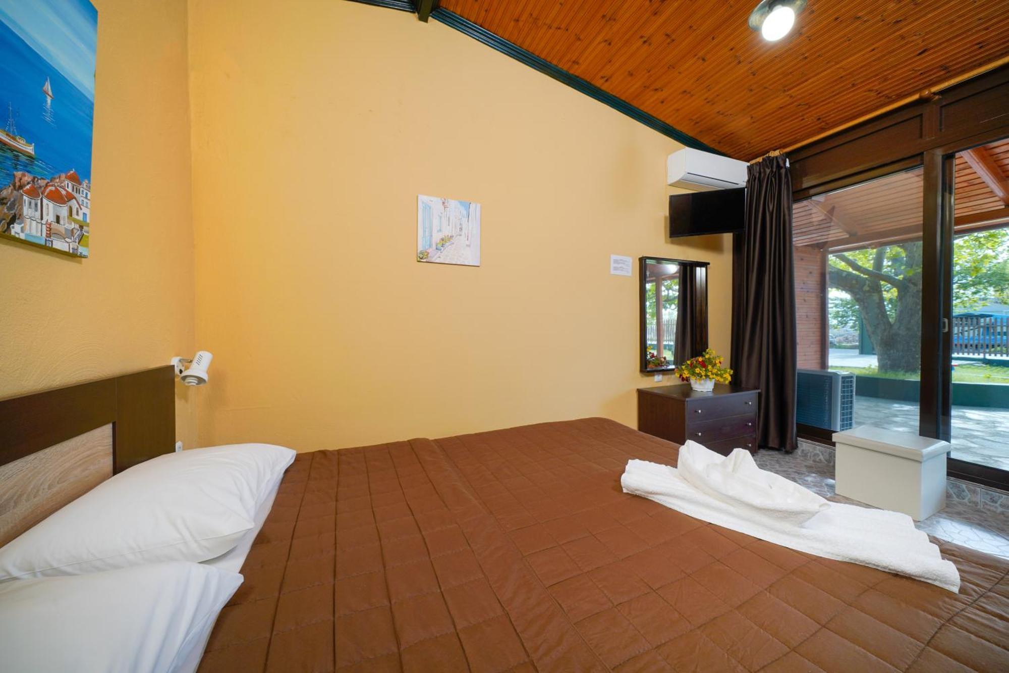 Platanes Apartments Skála Marión Extérieur photo