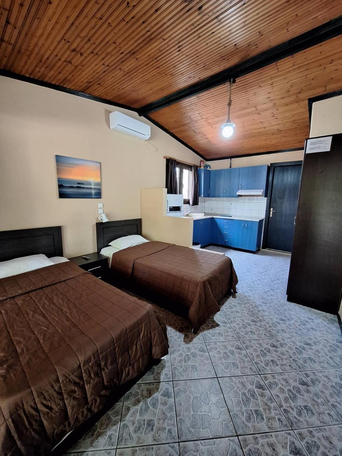 Platanes Apartments Skála Marión Extérieur photo