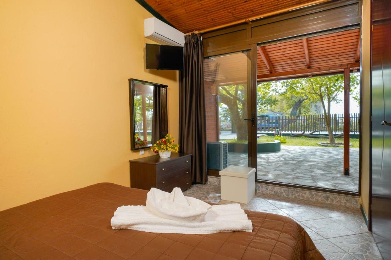 Platanes Apartments Skála Marión Extérieur photo